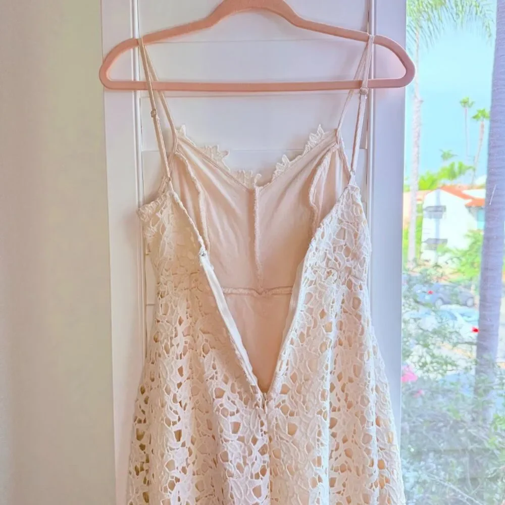 ASTR The Label Floral Lace Midi Dress in Cream size XS - Picture 9 of 10
